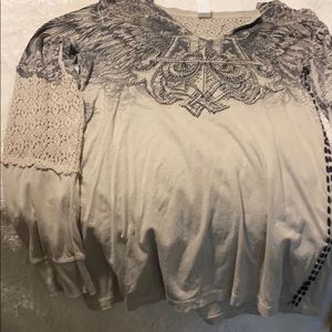 Long sleeve women’s shirt